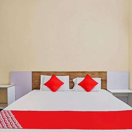 Hotel O 81617 The Pacific Hotel Gáziábád Kültér fotó